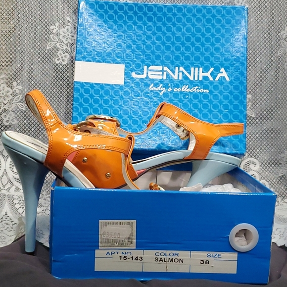 Fashion statement heels - Picture 5 of 5